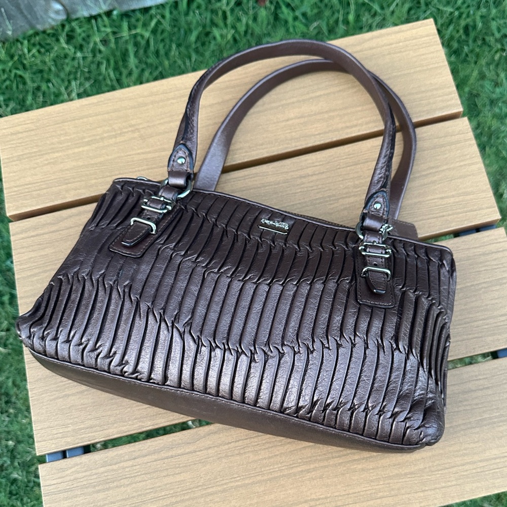 Coach Madison Small Bag EUC - Picture 11 of 12